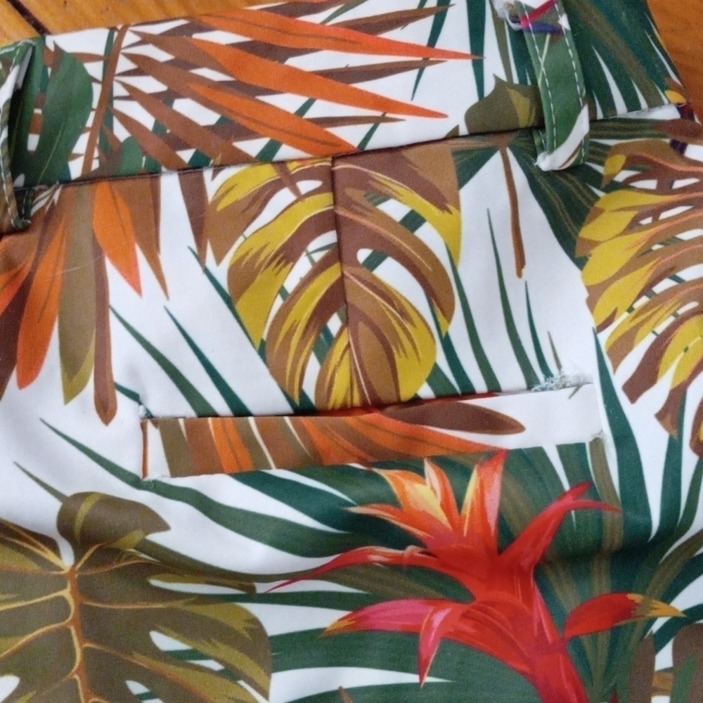 Fashion Nova pants, sz XS, tropical straight leg. Cotton. - Picture 5 of 5